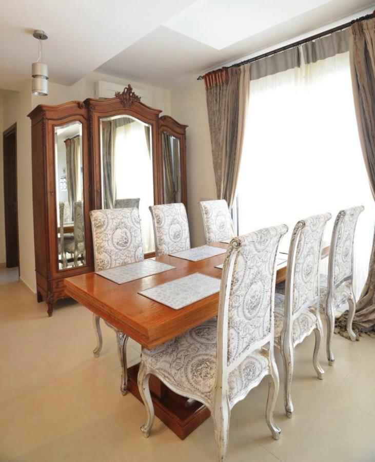 Ferienwohnung Huge Penthouse With Private Pool Paphos Exterior foto